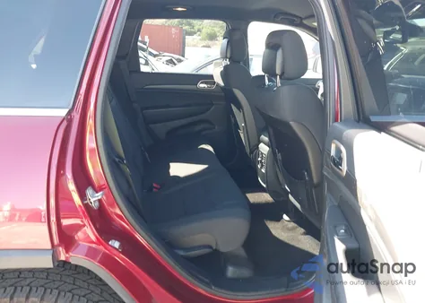 2015 Jeep Grand Cherokee Laredo z USA, uszkodzony, nr VIN 1C4RJFAG6FC788020